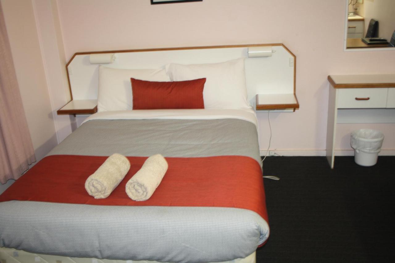 קוטמונדרה Bradman Motor Inn מראה חיצוני תמונה