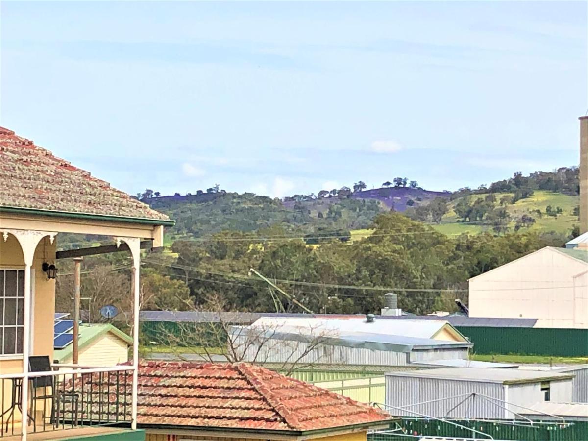 קוטמונדרה Bradman Motor Inn מראה חיצוני תמונה