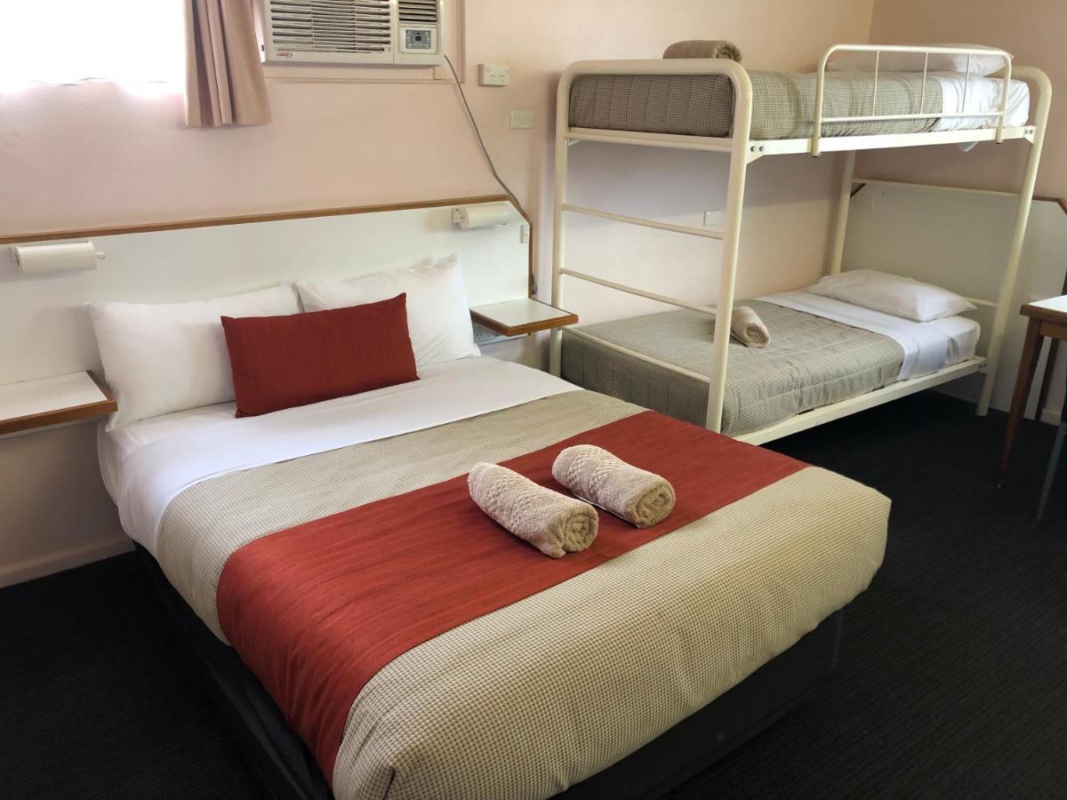 קוטמונדרה Bradman Motor Inn מראה חיצוני תמונה