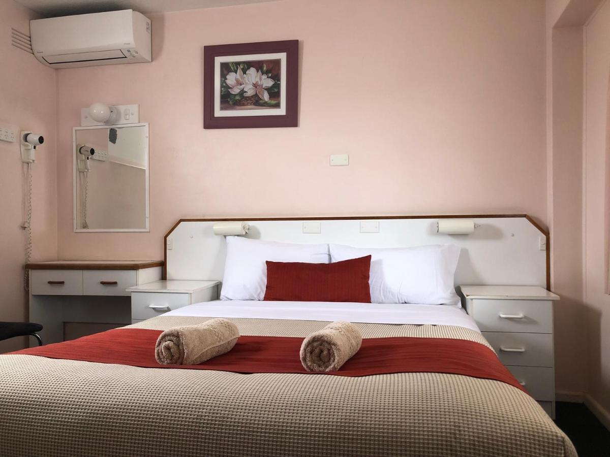 קוטמונדרה Bradman Motor Inn מראה חיצוני תמונה